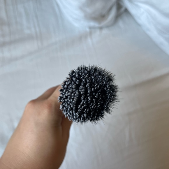 Marc Jacobs Face 1 foundation brush - Picture 2 of 4